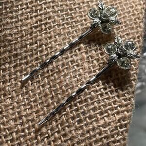 Rhinestone Bobby pins x2